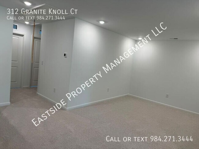 Building Photo - 312 Granite Knl Ct