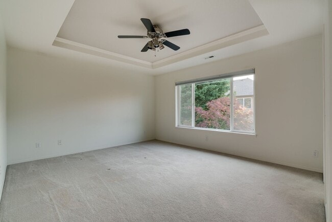 Building Photo - Spacious 4BR / 3BA Home in Desirable Bethany Area