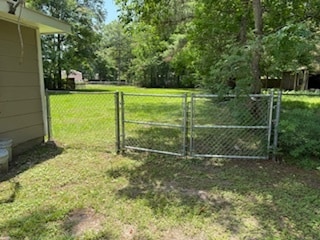 Building Photo - 42099 Garden Dr