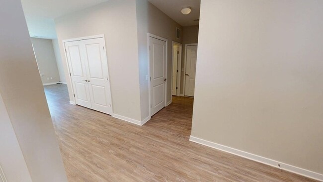 Building Photo - 38170 Castaway Dr