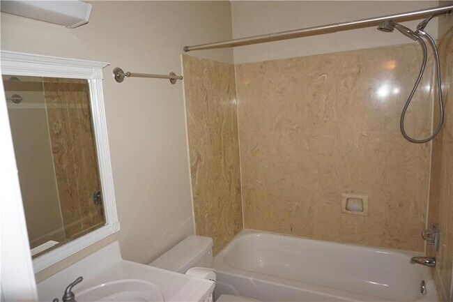 Building Photo - 1444 Carrollton Ave