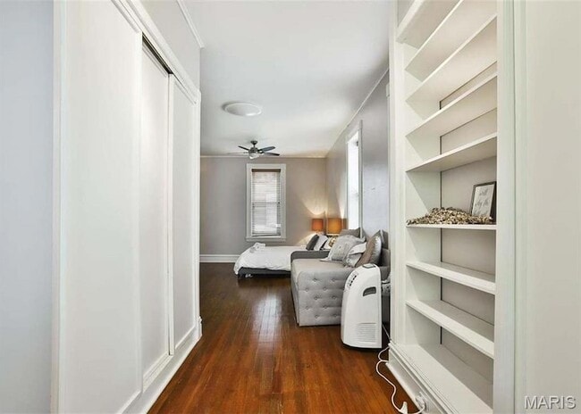 Building Photo - 2018 Senate St