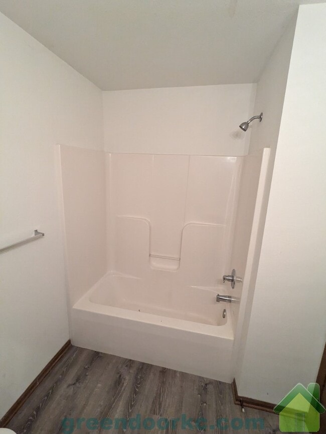 Building Photo - 809 Fall Meadow Ln