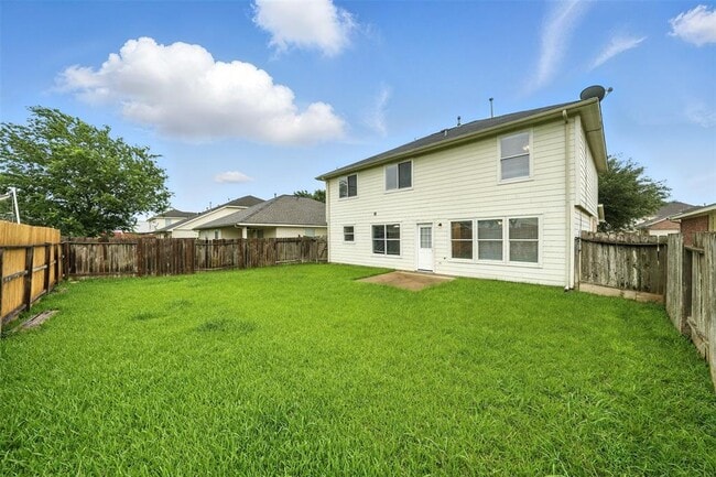 Building Photo - 3114 Holly Ranch Dr
