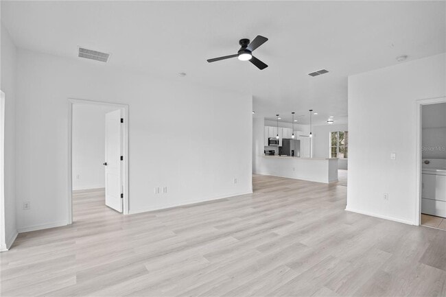 Building Photo - 4406 Hidden Meadow Dr