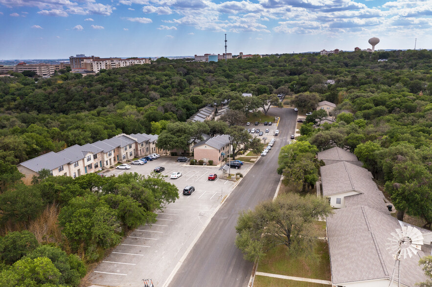 Windmill Drive - Windmill Townhomes & Duplexes