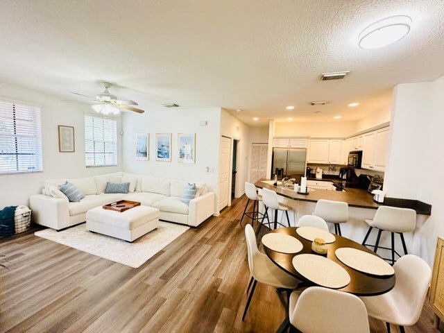 Building Photo - 4802 W Bexley Park Dr
