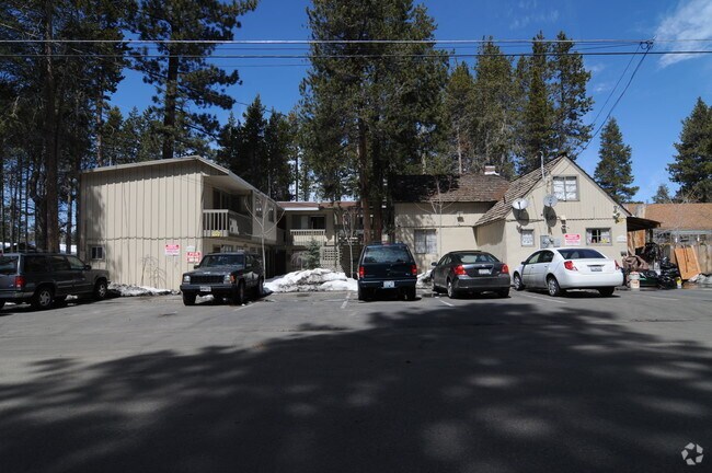 Building Photo - 3775 Paradise Ave