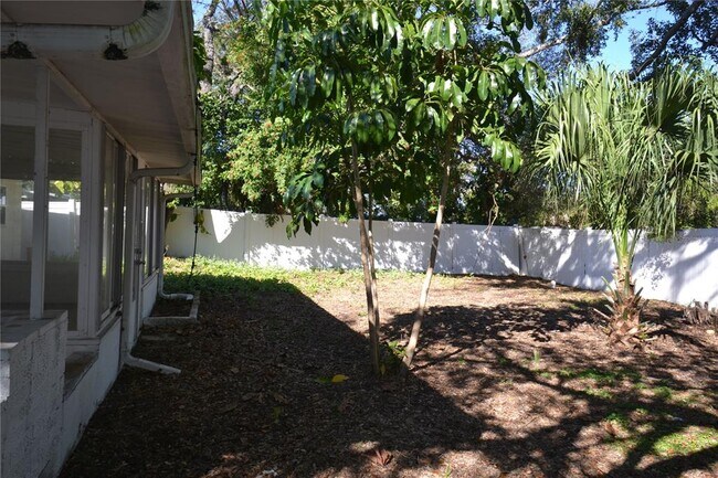 Building Photo - 11465 92nd St N