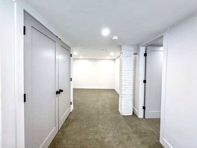 Building Photo - 1404 Meade St