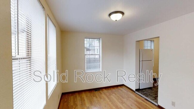 Building Photo - 931 N Wahsatch Ave