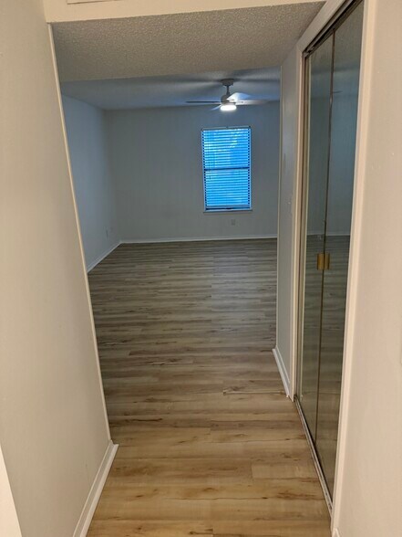 Building Photo - 2299 Scenic Hwy