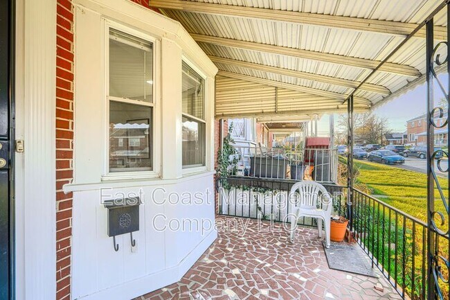 Building Photo - 1221 Glenwood Ave