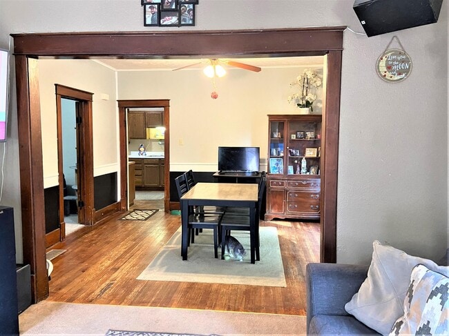 Building Photo - 325 Union St