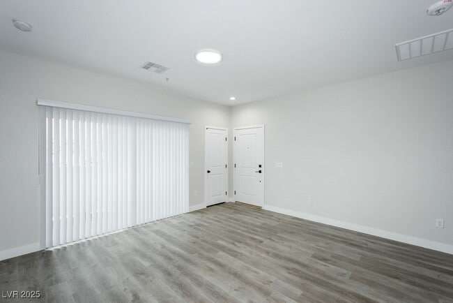 Building Photo - 1140 Sixshooter Ave