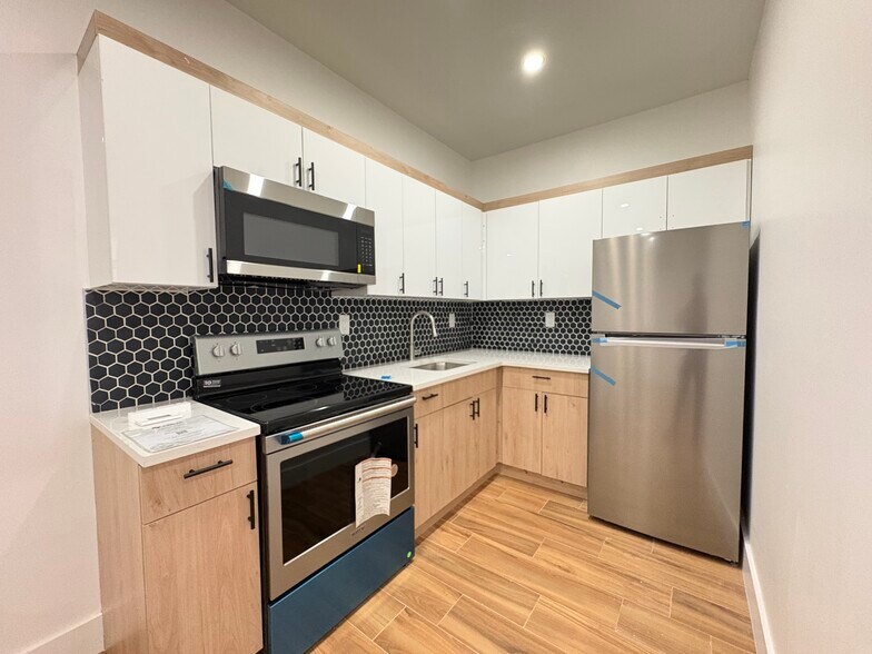 297 Osborne Terrace 1R - 291 Osborne Ter