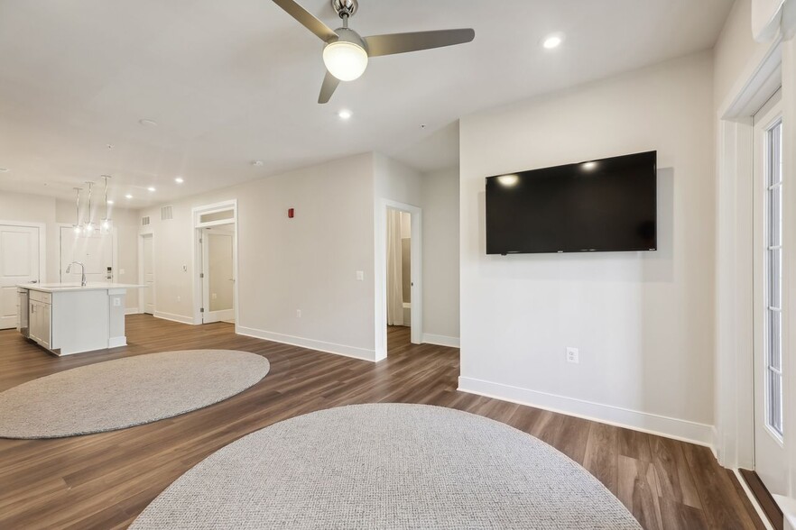 Building Photo - 106 Saint Ives Pl