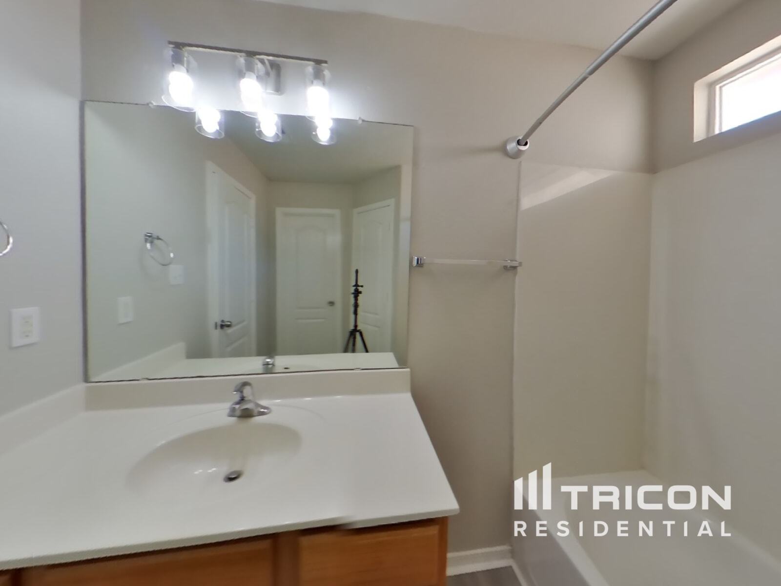 Building Photo - 9415 Cerro Largo Pl NW