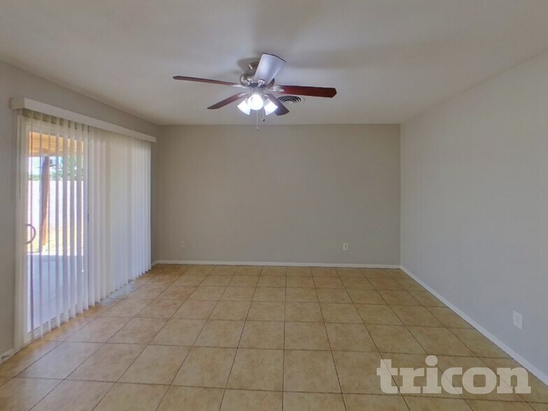 Building Photo - 3749 W Butler Dr