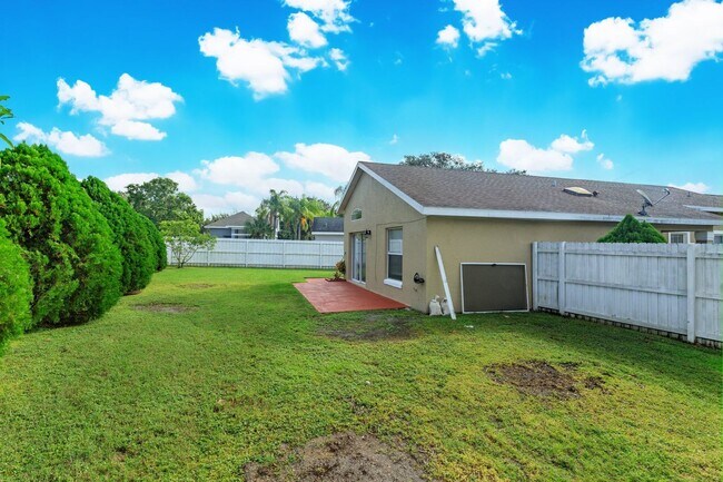 Building Photo - Charming 3-Bedroom Home for Rent in South ...