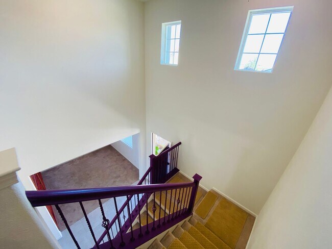 Building Photo - Gorgeous Corner Home
