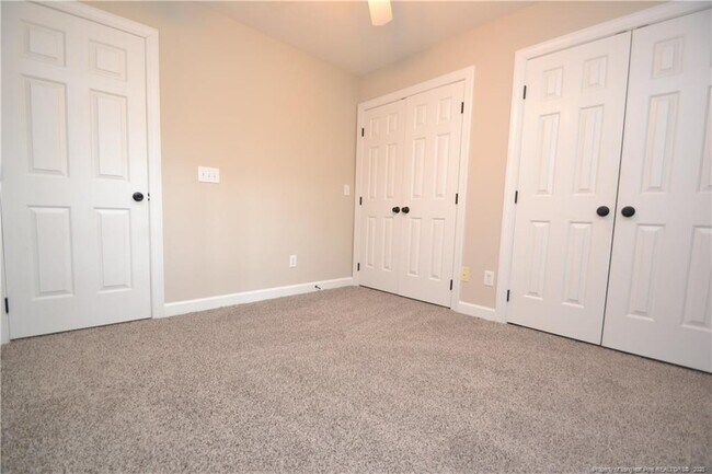 Building Photo - 1507 Poets Glade Dr