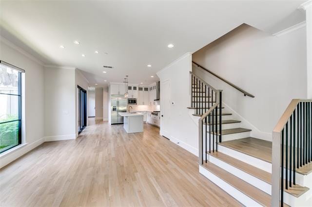 Building Photo - 4338 Emerson Ave