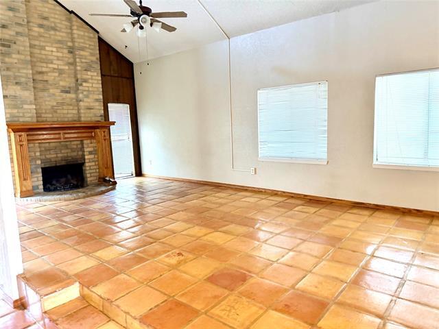 Building Photo - 3309 Ivanhoe Ln