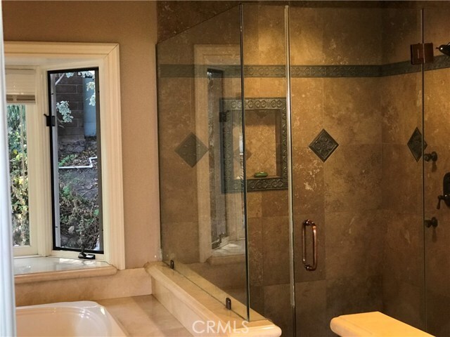 Building Photo - 11393 La Vereda Dr