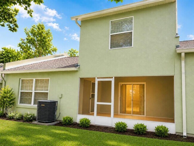 Building Photo - 615 Villa Ct
