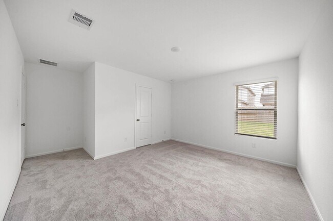 Building Photo - 27142 Breakaway Ln