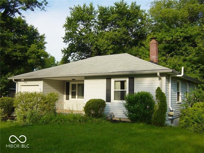 Primary Photo - 6486 N Oxford St