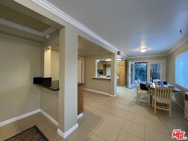 Building Photo - 1516 Talmadge St