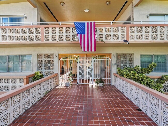 Building Photo - 1060 Pennsylvania Ave