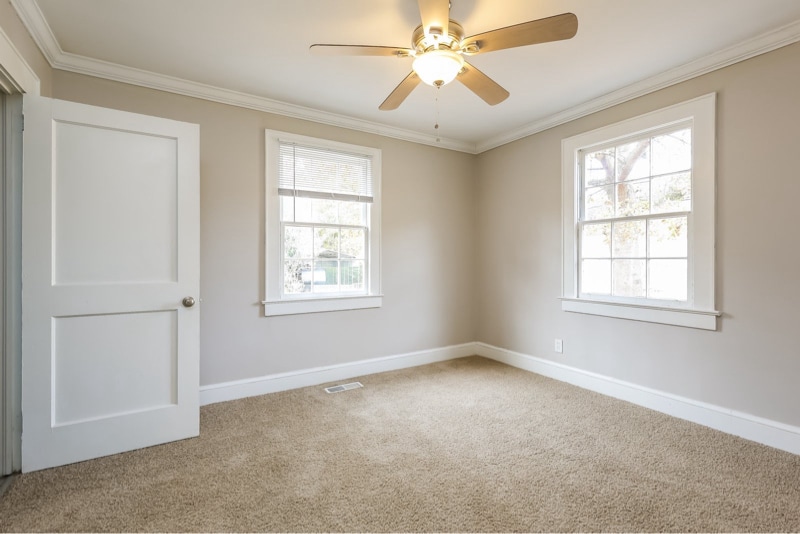 Building Photo - 2229 Ridgewood Ave