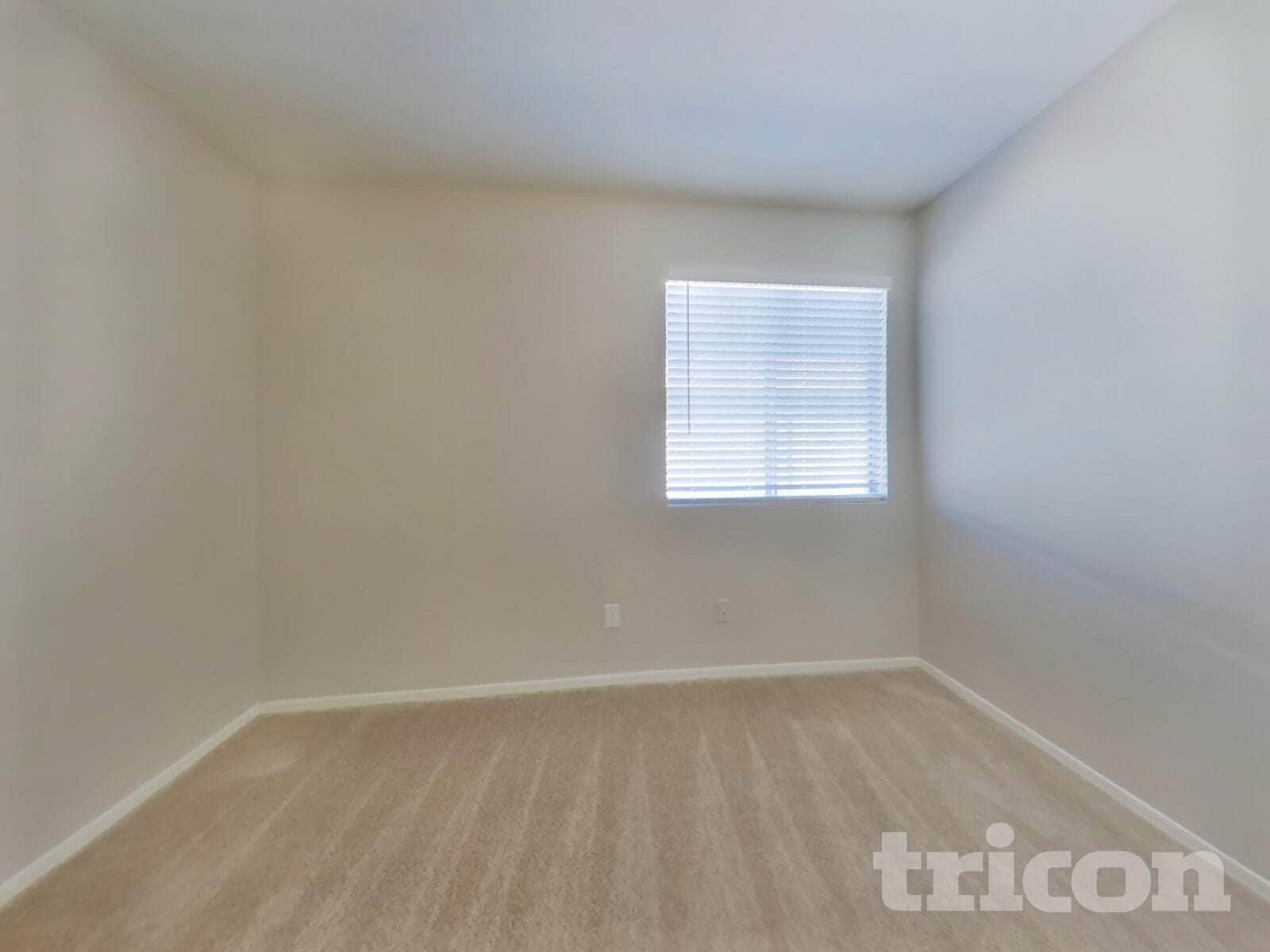 Building Photo - 2031 S Alicia