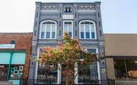 Building Photo - 114 Broad St