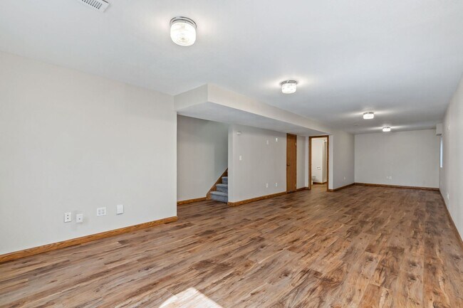Building Photo - 718 Justice Dr