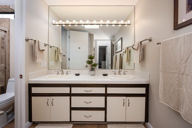 Building Photo - 28764 Taos Ct