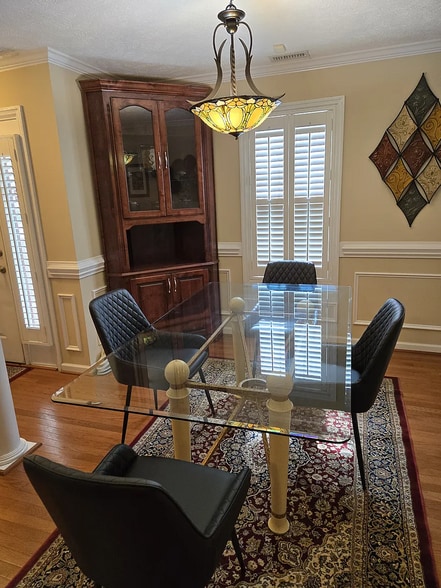 Entrance/Dining Room - 322 Bubble Creek Ct