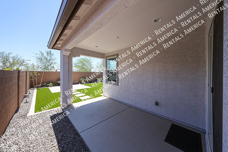 Building Photo - 3119 W Via Dona Rd