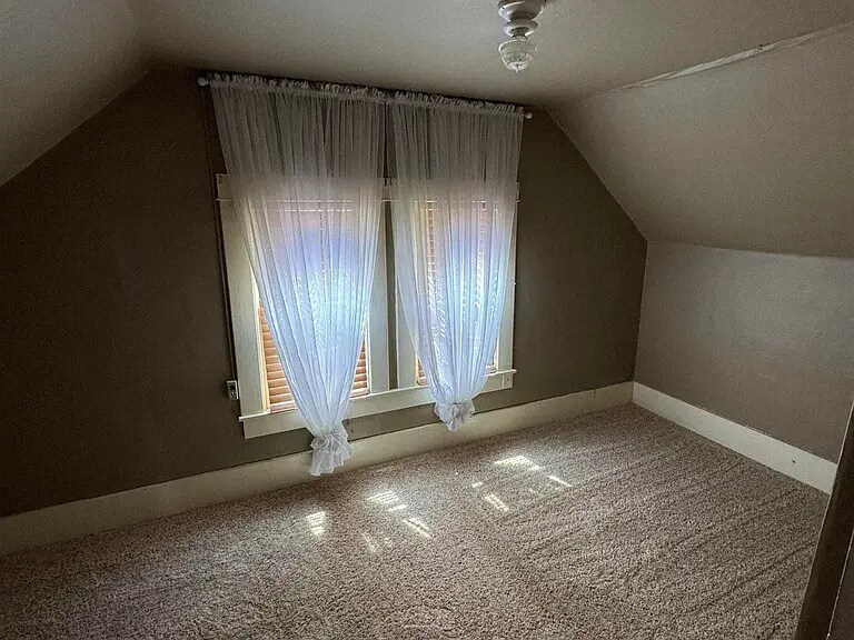 Building Photo - 331 S Polk St