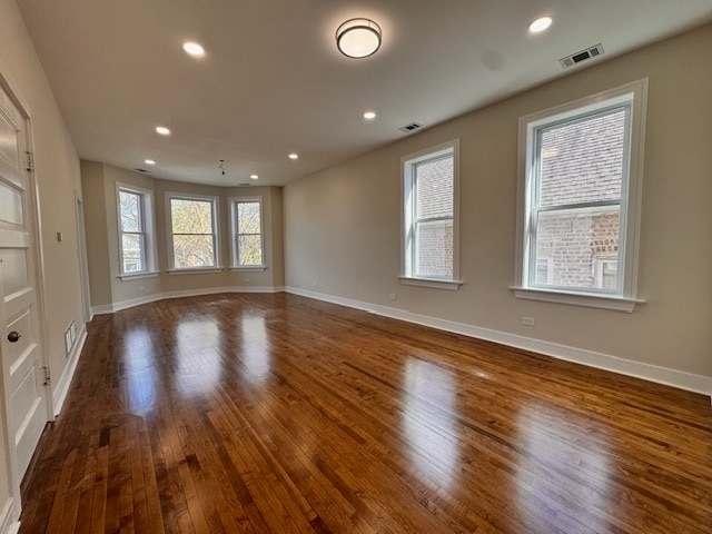 Building Photo - 2506 S Hamlin Ave