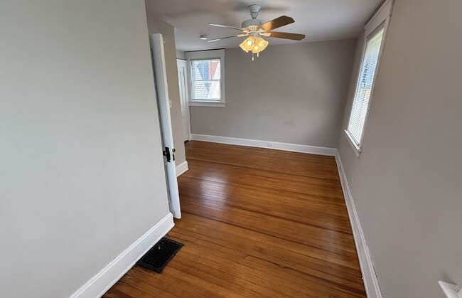 Building Photo - 2904 Jefferson Ave