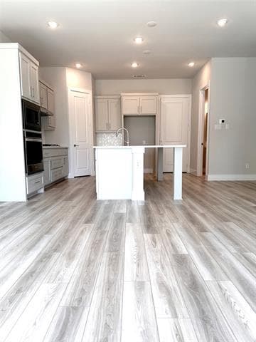 Building Photo - 8121 Bromley Dr