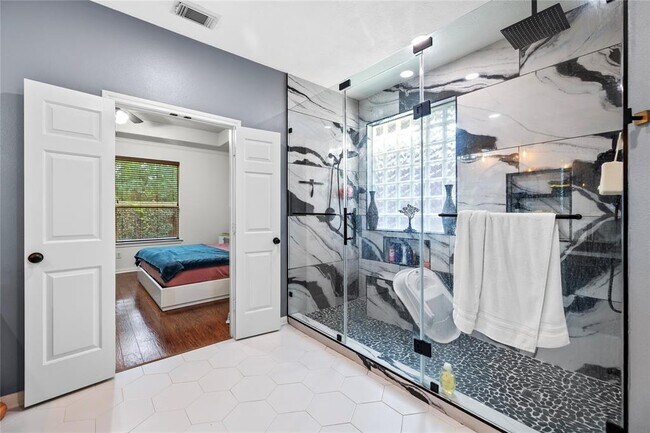 Building Photo - 13610 Braydon Bend Dr
