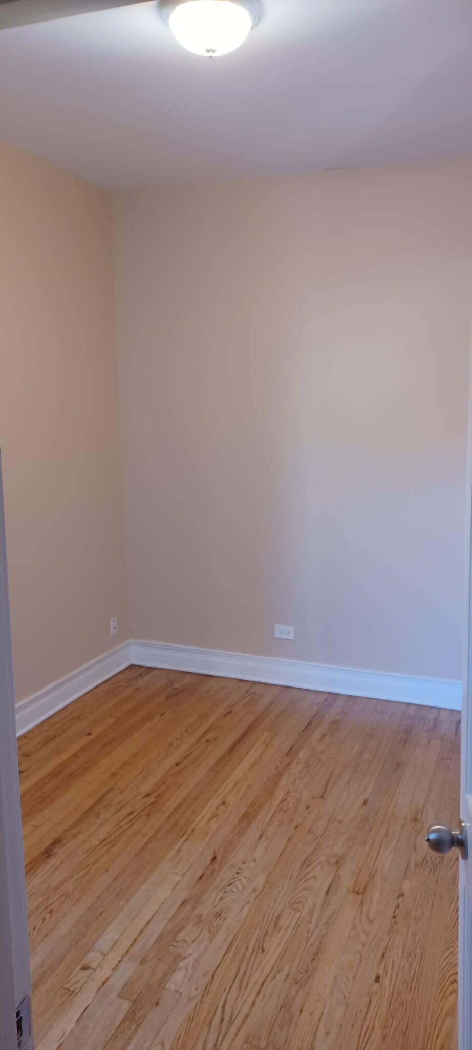 Building Photo - 6458 S Paulina St