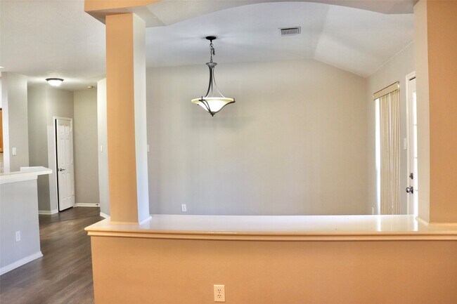 Building Photo - 4318 Laurel Creek Ct