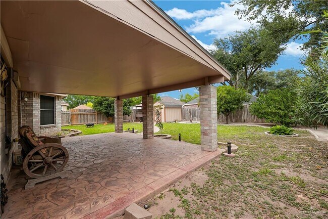 Building Photo - 4608 Ivy Ave W