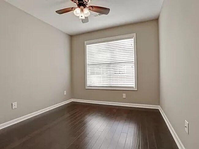 Building Photo - Charming 3BR House in Atlanta
